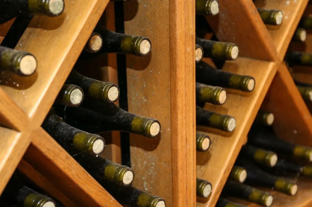 Jak zrobić regał na wino - proste kroki i najlepsze pomysły DIY