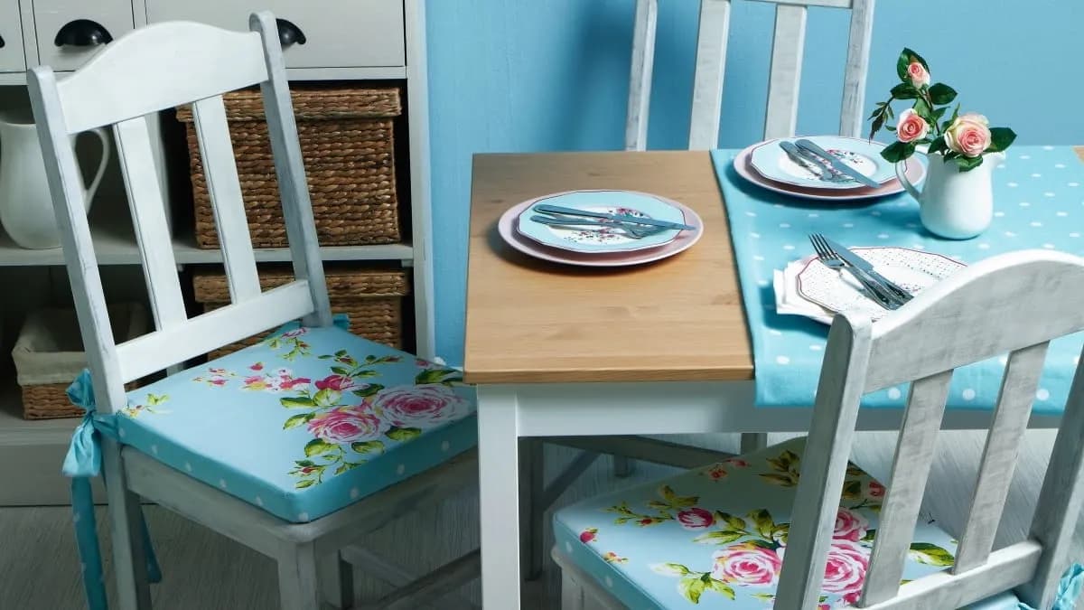 Jak uszyć poduszkę na krzesło – proste kroki, które musisz znać